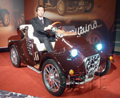 日本小公司推出小型电动汽车 售价50万元