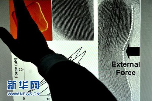我国科学家研制出纳米“仿生骨”新型材料