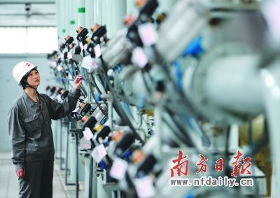 新华社发