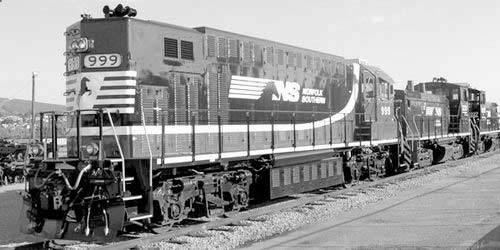 NS999是美国第一台完全由蓄电池提供动力的机车。