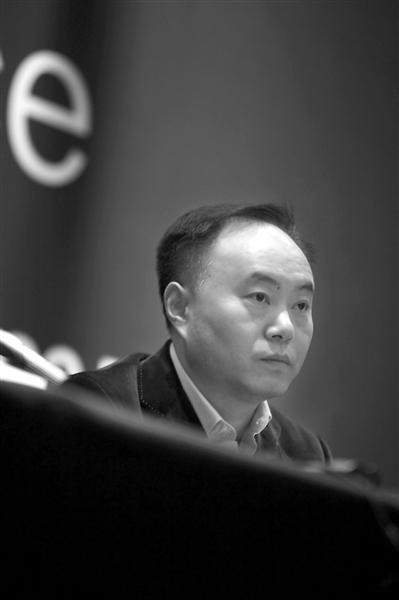 尚德董事长施正荣称被“非法”免职