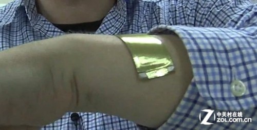 可实现任意弯曲 德媒放出柔性电池图片 