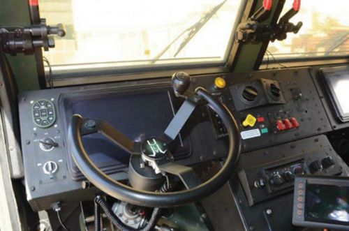 美军方打造新型混动军用卡车